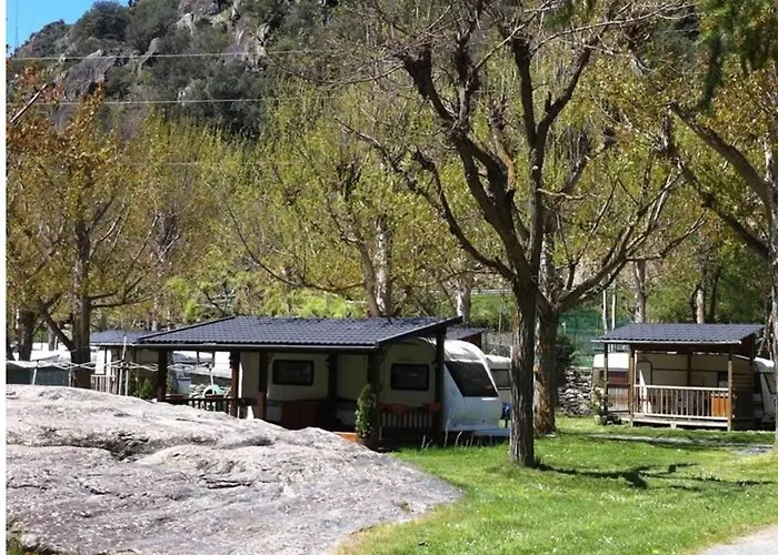 Camping Les Contioles * Ribera de Cardós