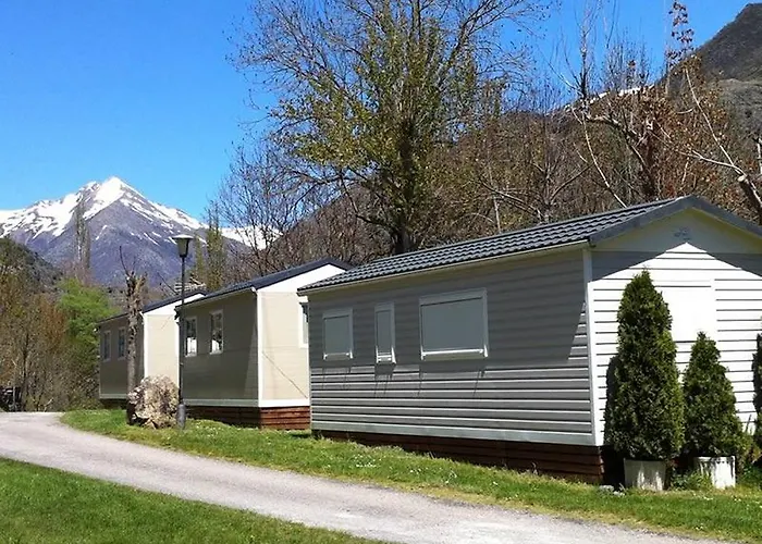 Camping Les Contioles * Ribera de Cardós