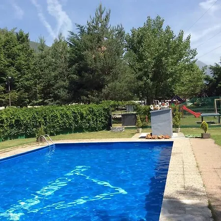 Camping Les Contioles Holiday park Ribera de Cardos